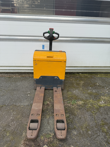 Preview: Jungheinrich Gabelhochhubwagen EJE 220 (B14/25)